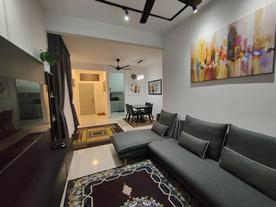 F&H Homestay,อิโปห์ ภายนอก รูปภาพ